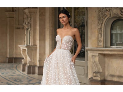 Find the Perfect Dress For Your Intimate Civil Ceremony