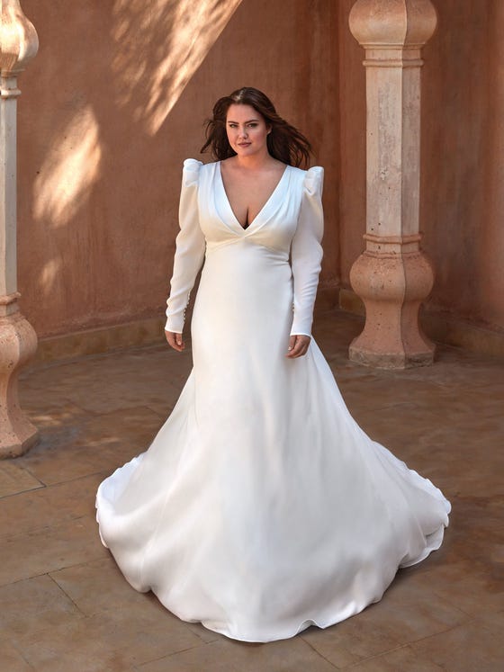 NIHI / Pronovias Wedding Dress - La Boda Bridal I Contemporary Bridal  Boutique