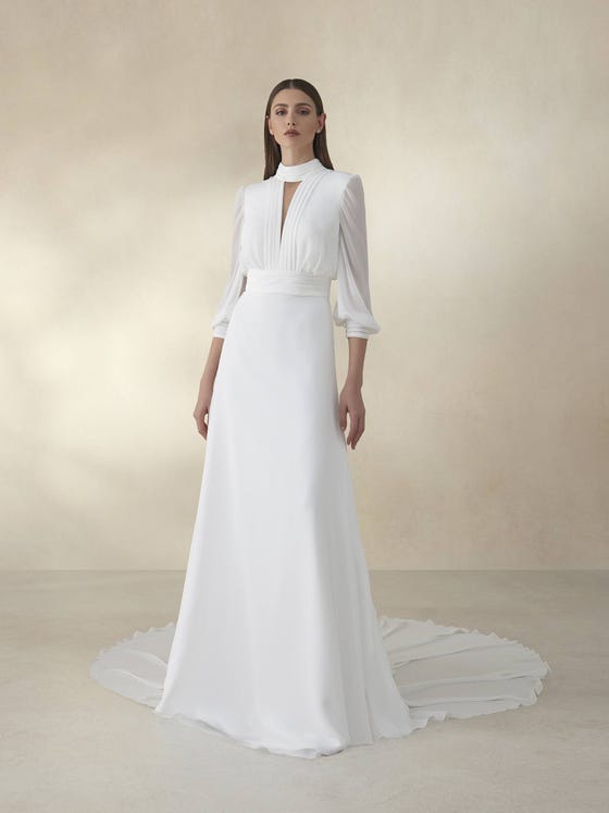 Three-quarter sleeves wedding dress