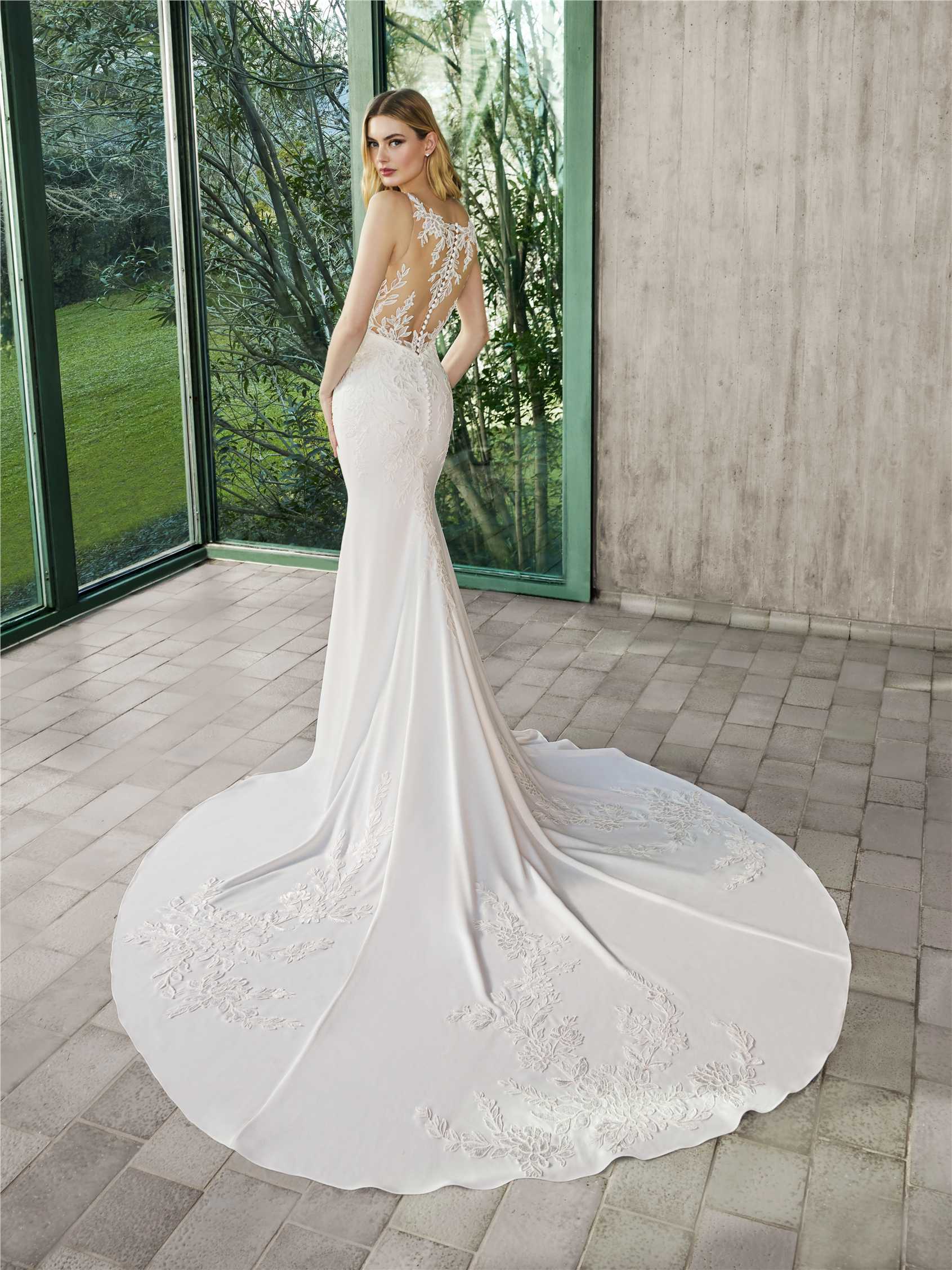 glamorous laces - Pronovias Collection - Wedding Dresses glamorous laces - Pronovias Collection - Wedding Dresses
