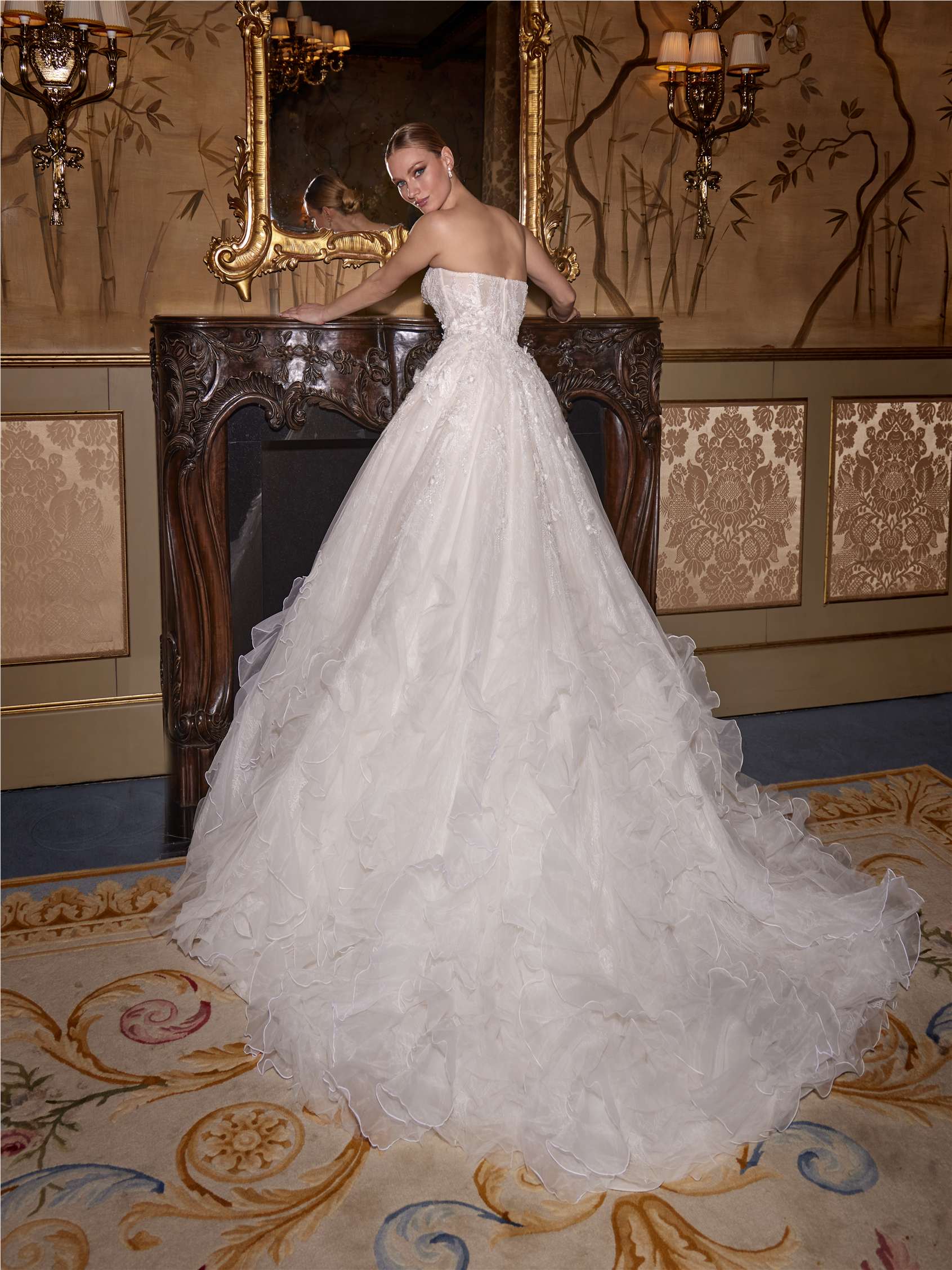 ＊PRONOVIAS＊ ウェディングドレス CATMINT | Princess sweetheart neckline bridal dress | Pronovias