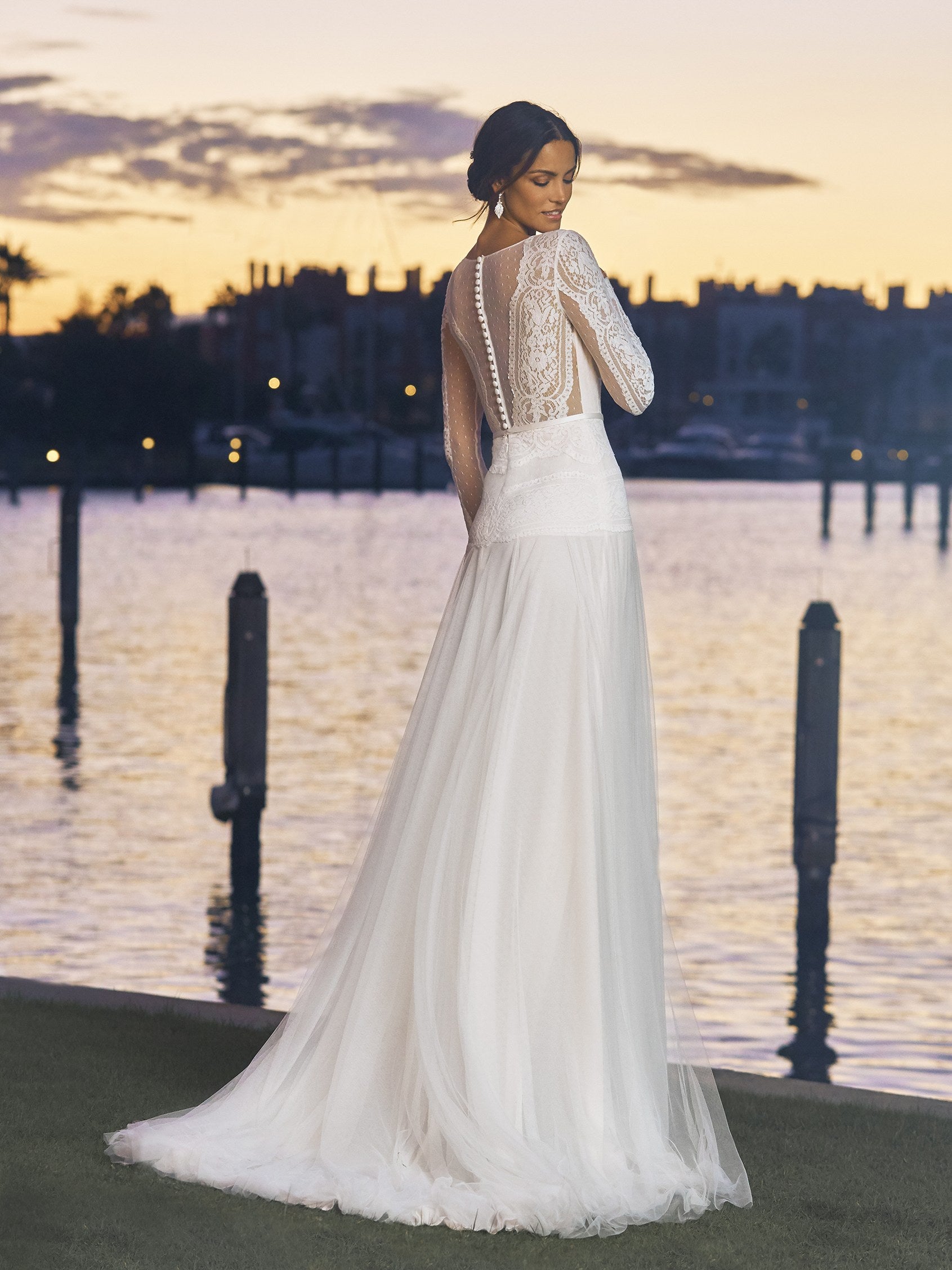 Vestidos de Novia Boho Chic Estilo Hippie Pronovias