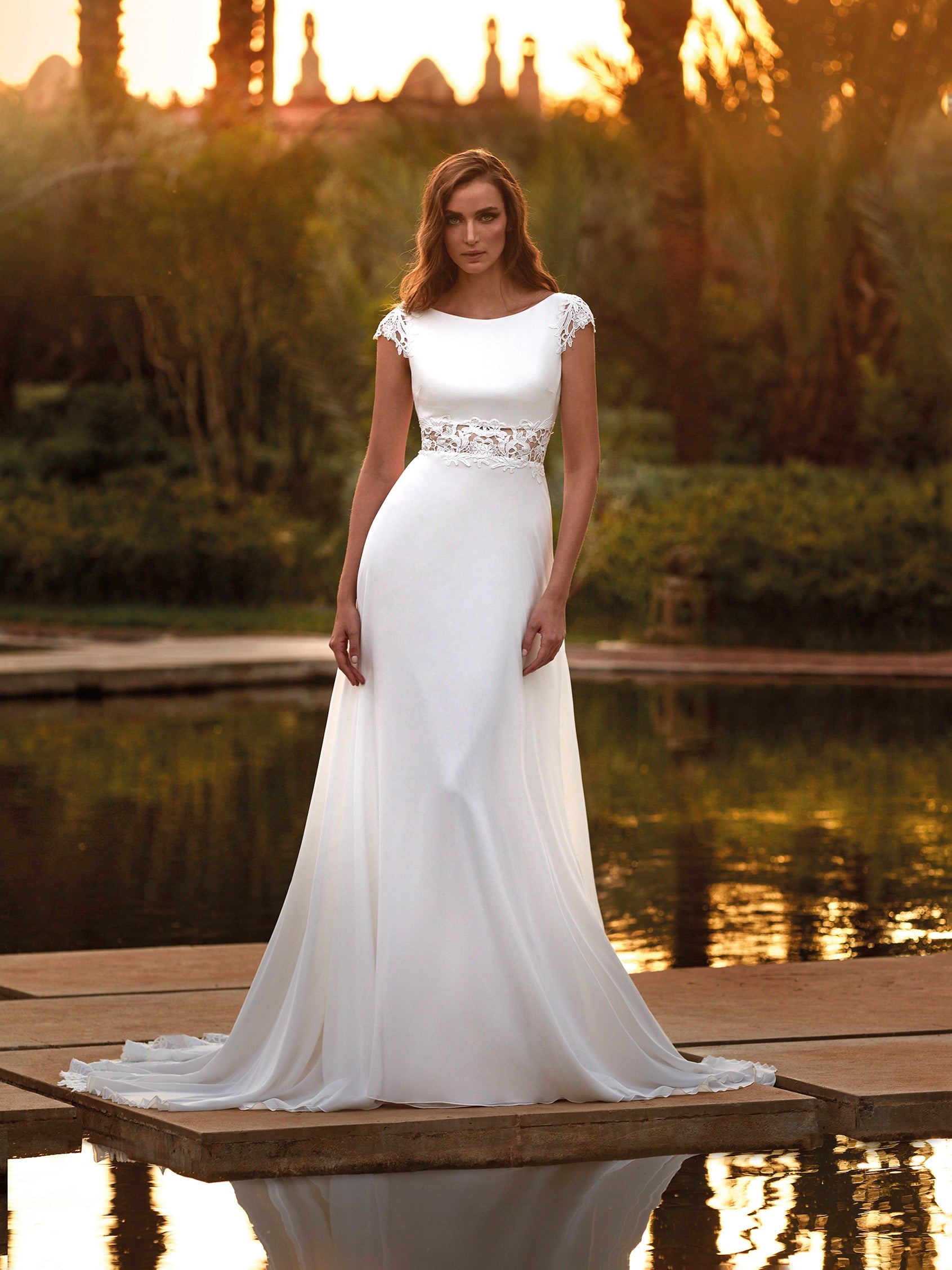 Tips for Choosing a Beach Wedding Dress | Florida Beach Weddings