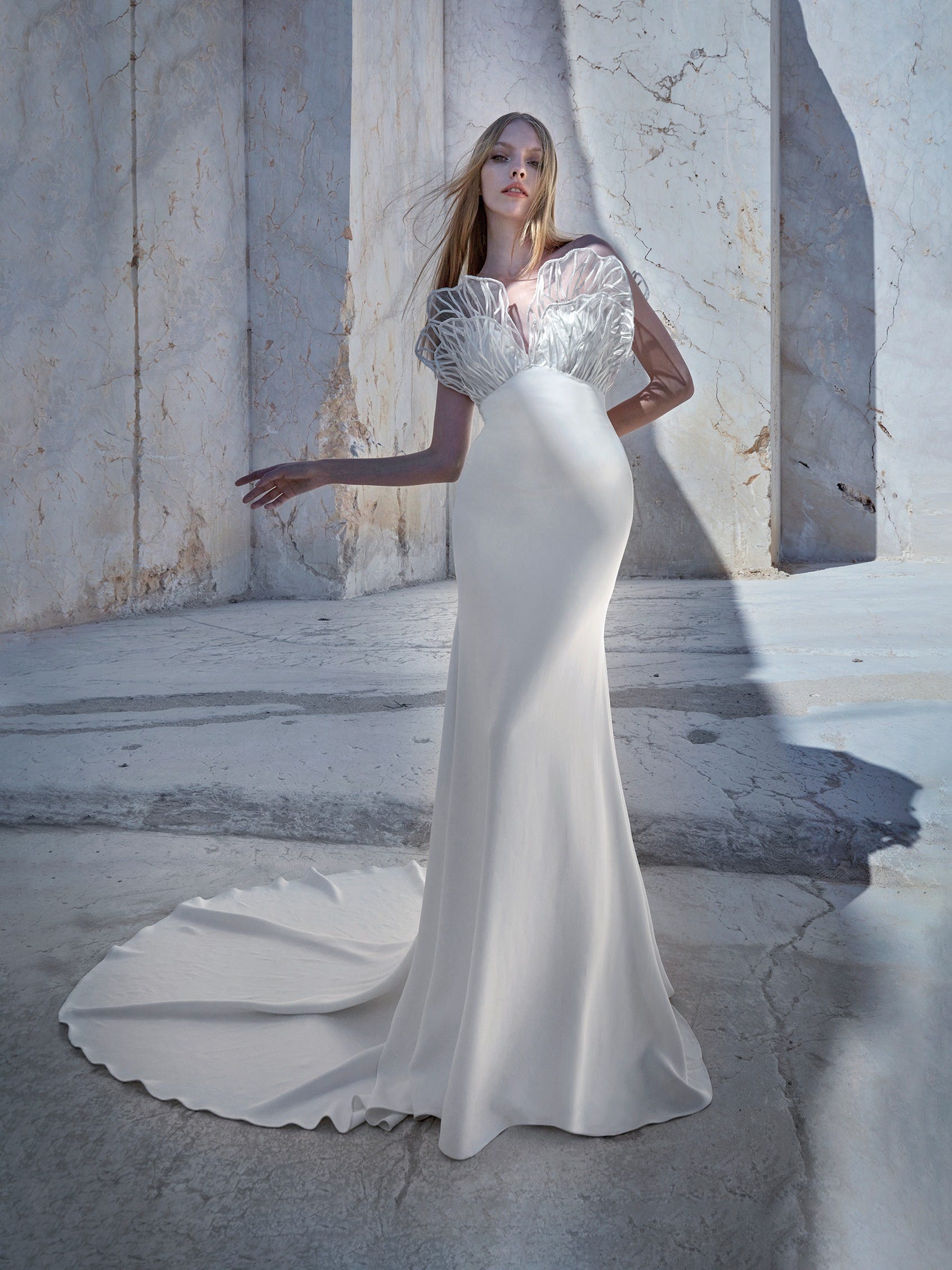 Photoshoot of Pronovias Pleasant gown — Bridal Rogue Gallery