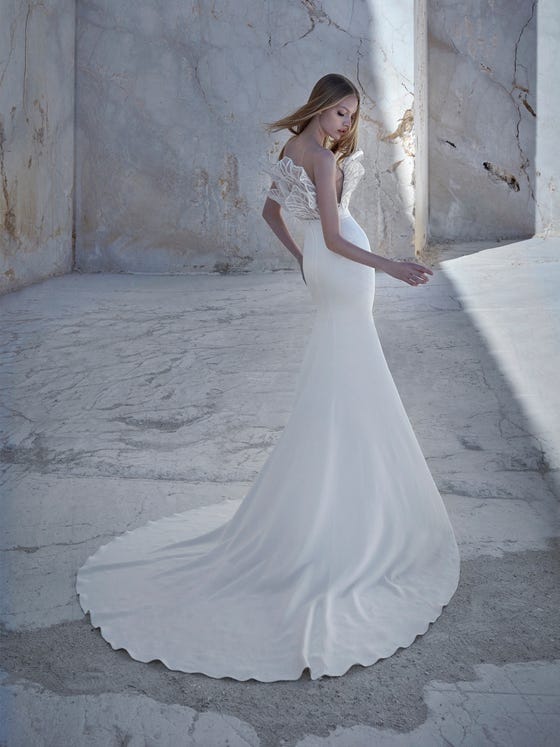 Haute Couture Wedding Dresses - Atelier Pronovias Collection