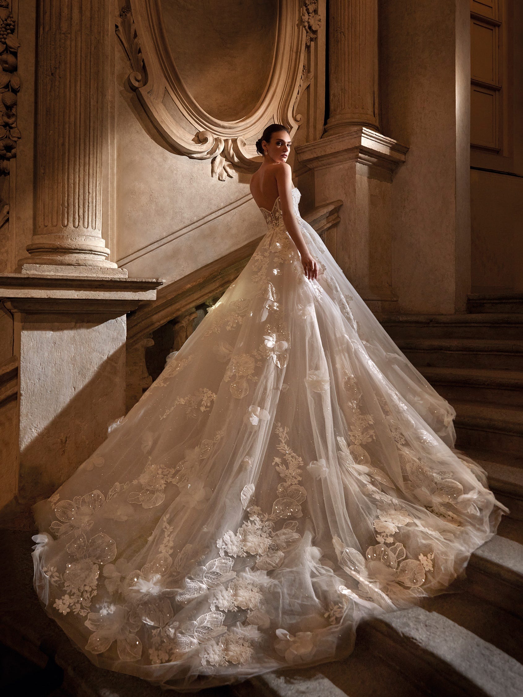 Dreaming of a Wedding Dress – Does It Indicate That a Significant Change is  Imminent?