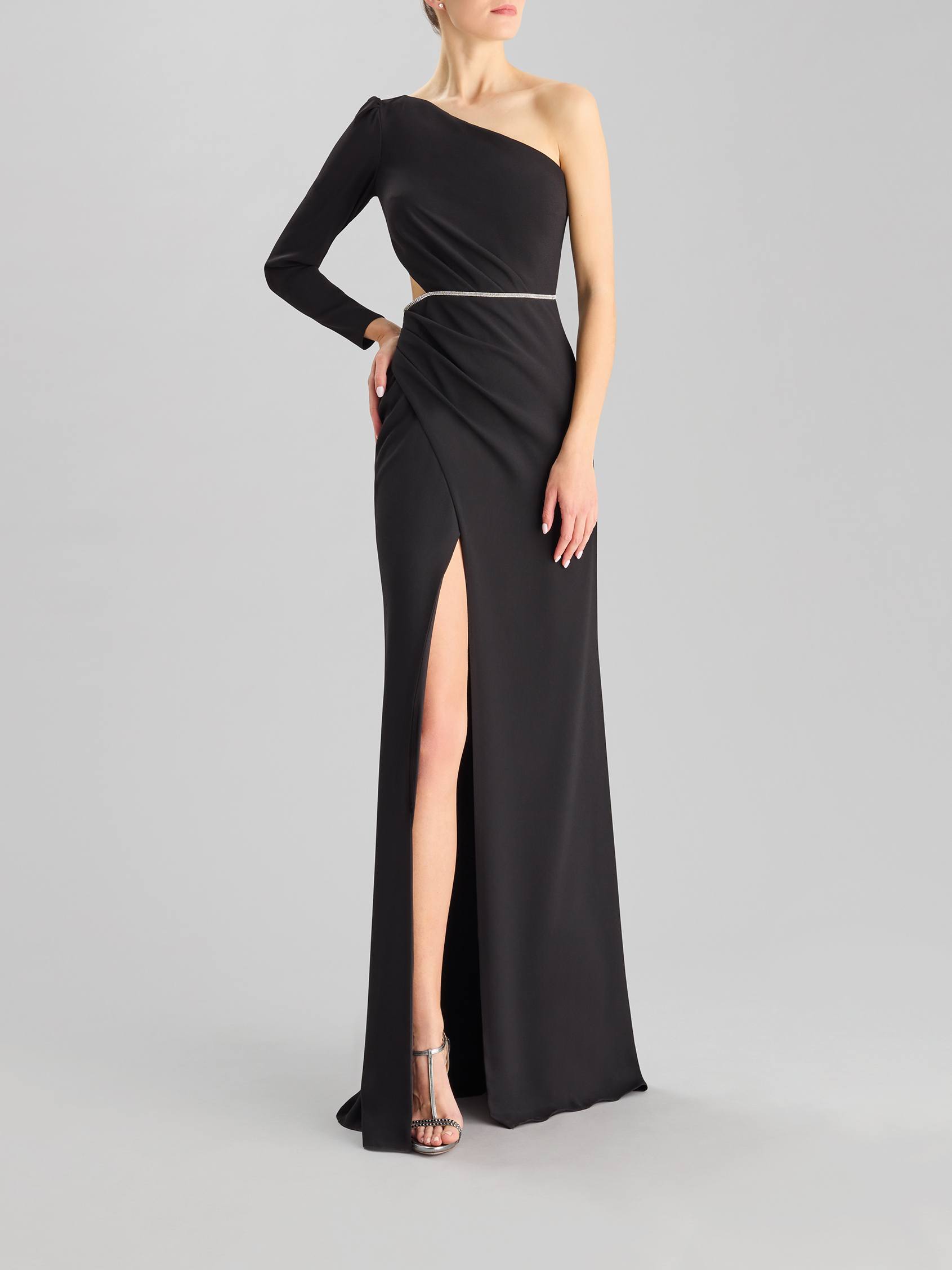 Zwarte Galajurk The Party Edit by Pronovias