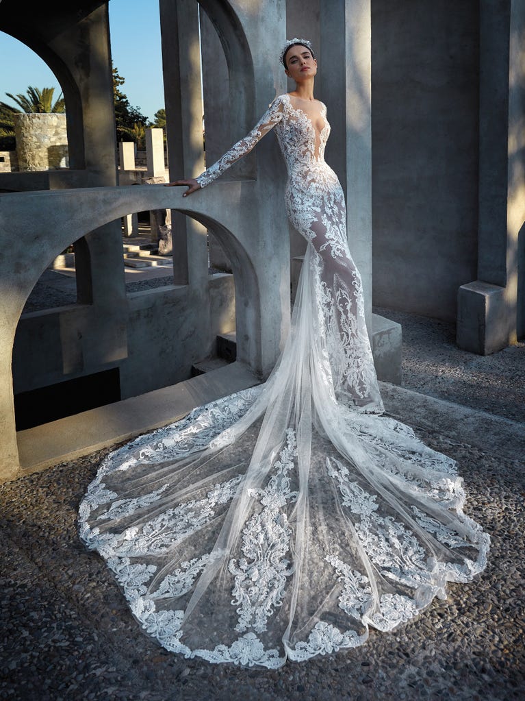 Tulle and Crepe - Fitted Lace Mermaid Wedding Dress Long Sleeve