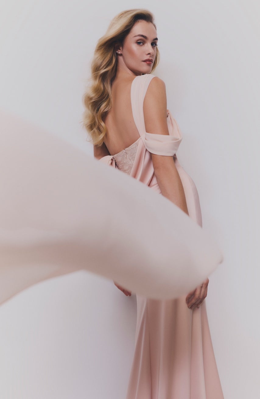 Funciones de las damas de honor de una boda