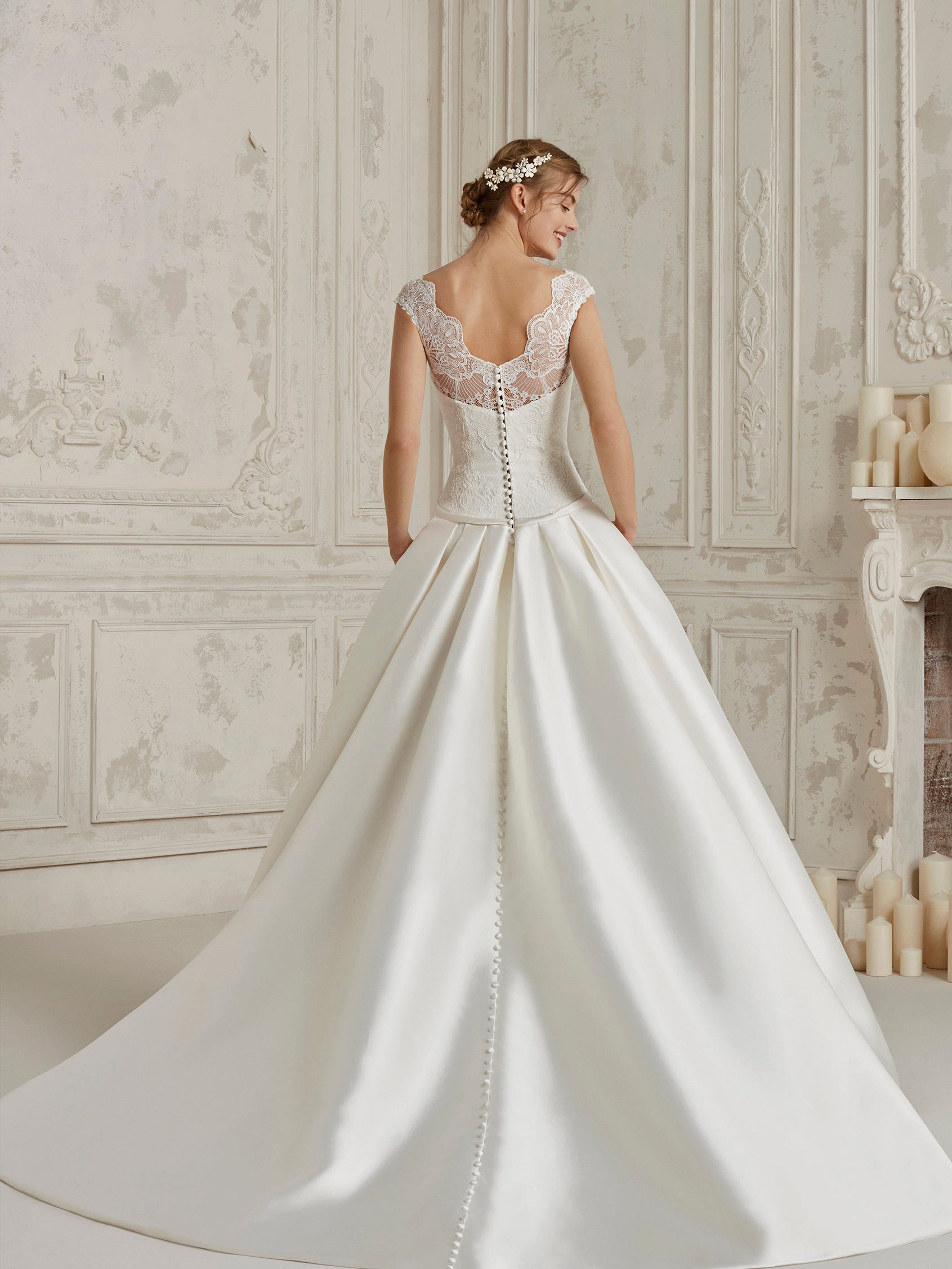 Pronovias Fall in love with your perfect wedding  dress  