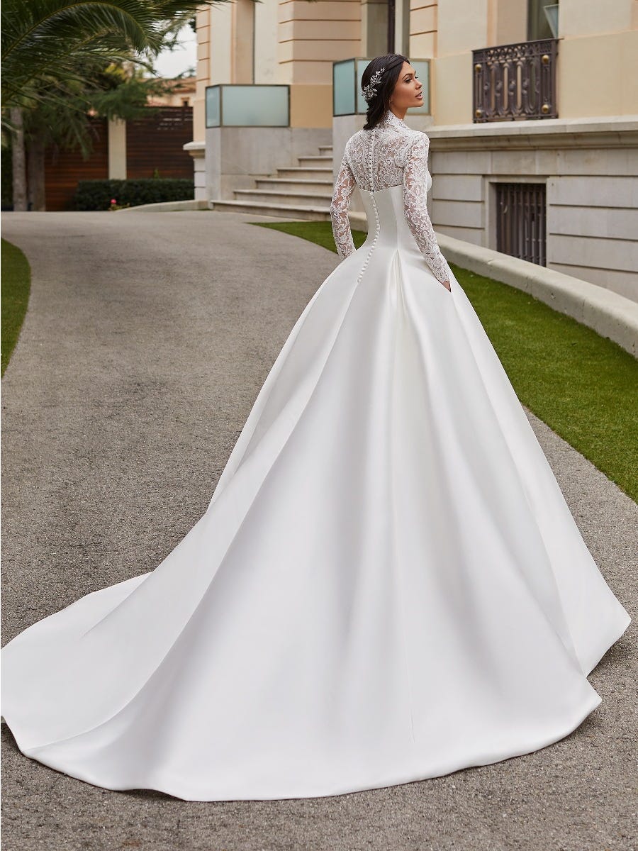 The Perfect Wedding Dress Silhouette ...