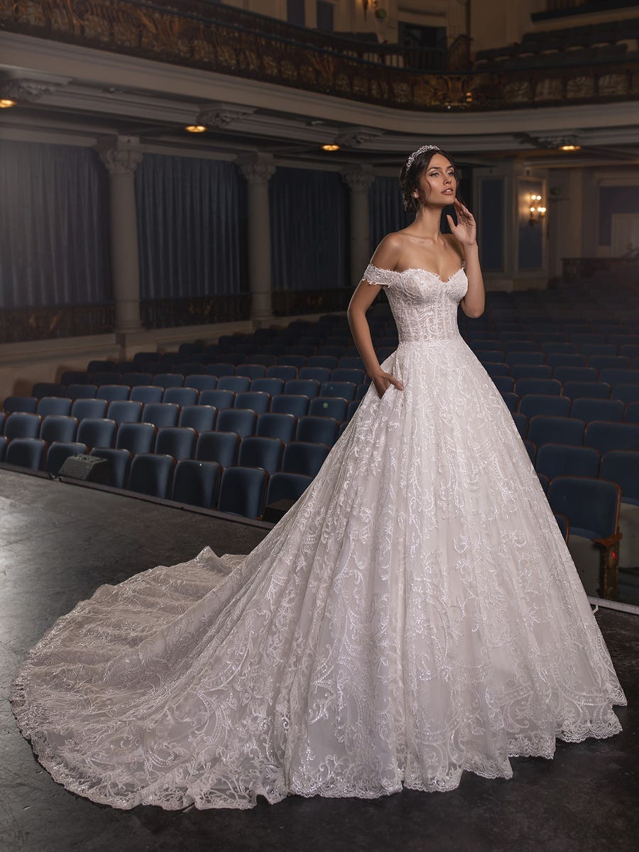 Organo Ventana mundial Autorizar Cómo elegir el corte de tu vestido de novia?| Pronovias