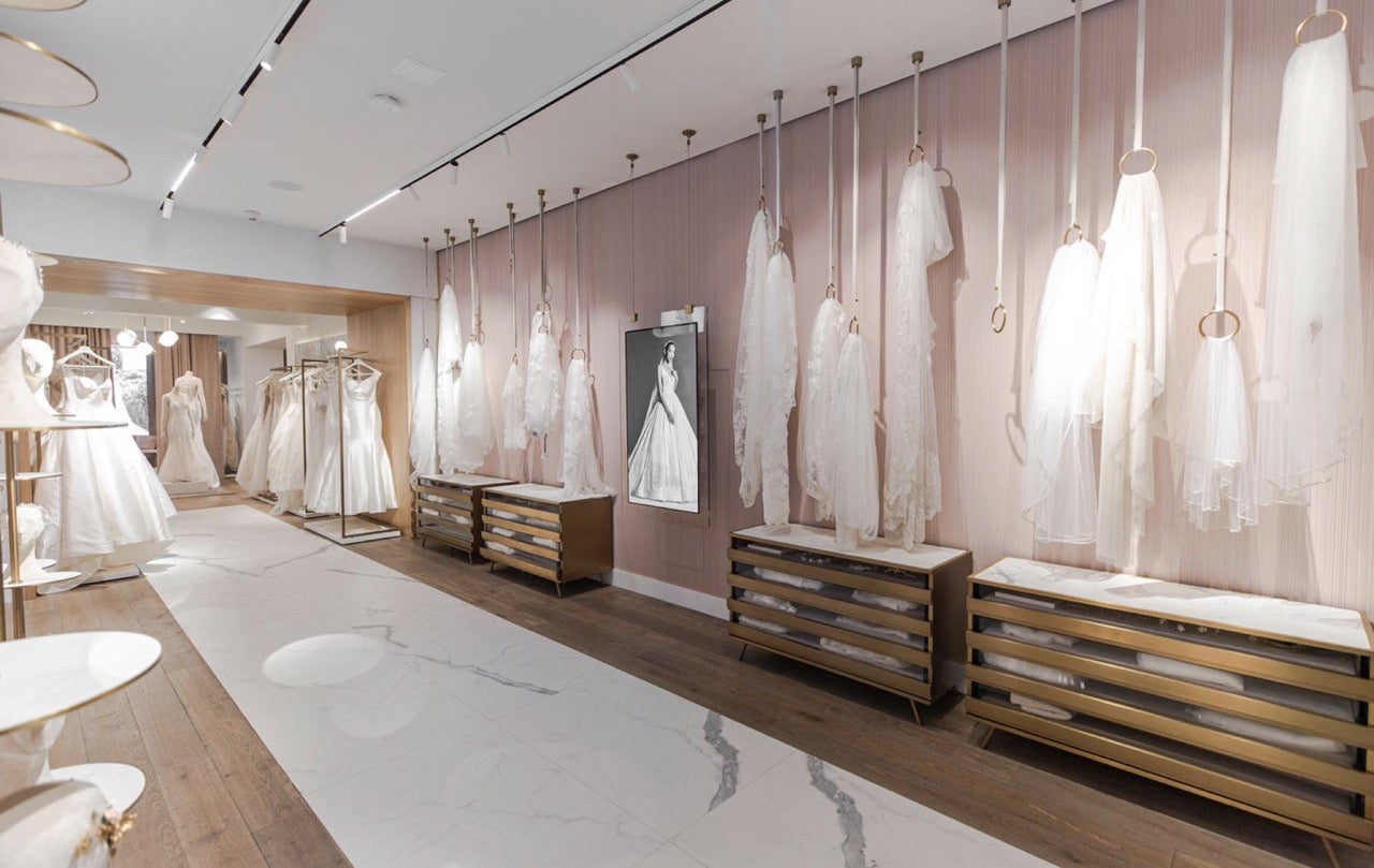 Abiti da sposa e da ballo in MILANO Pronovias
