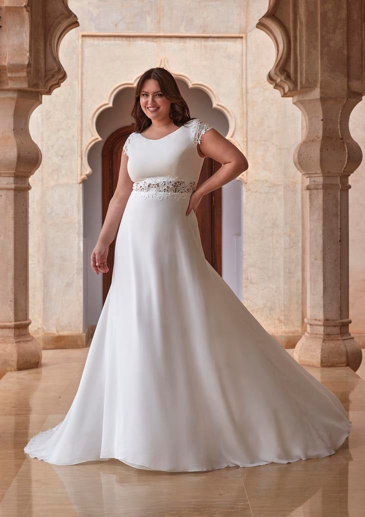 Abiti da sposa curvy come scegliere il modello perfetto Pronovias