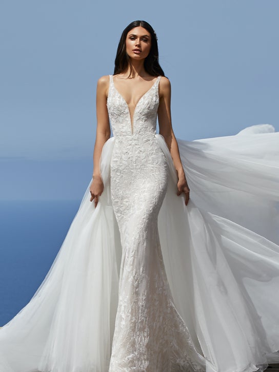 Bridal Sample Sale | Pronovias